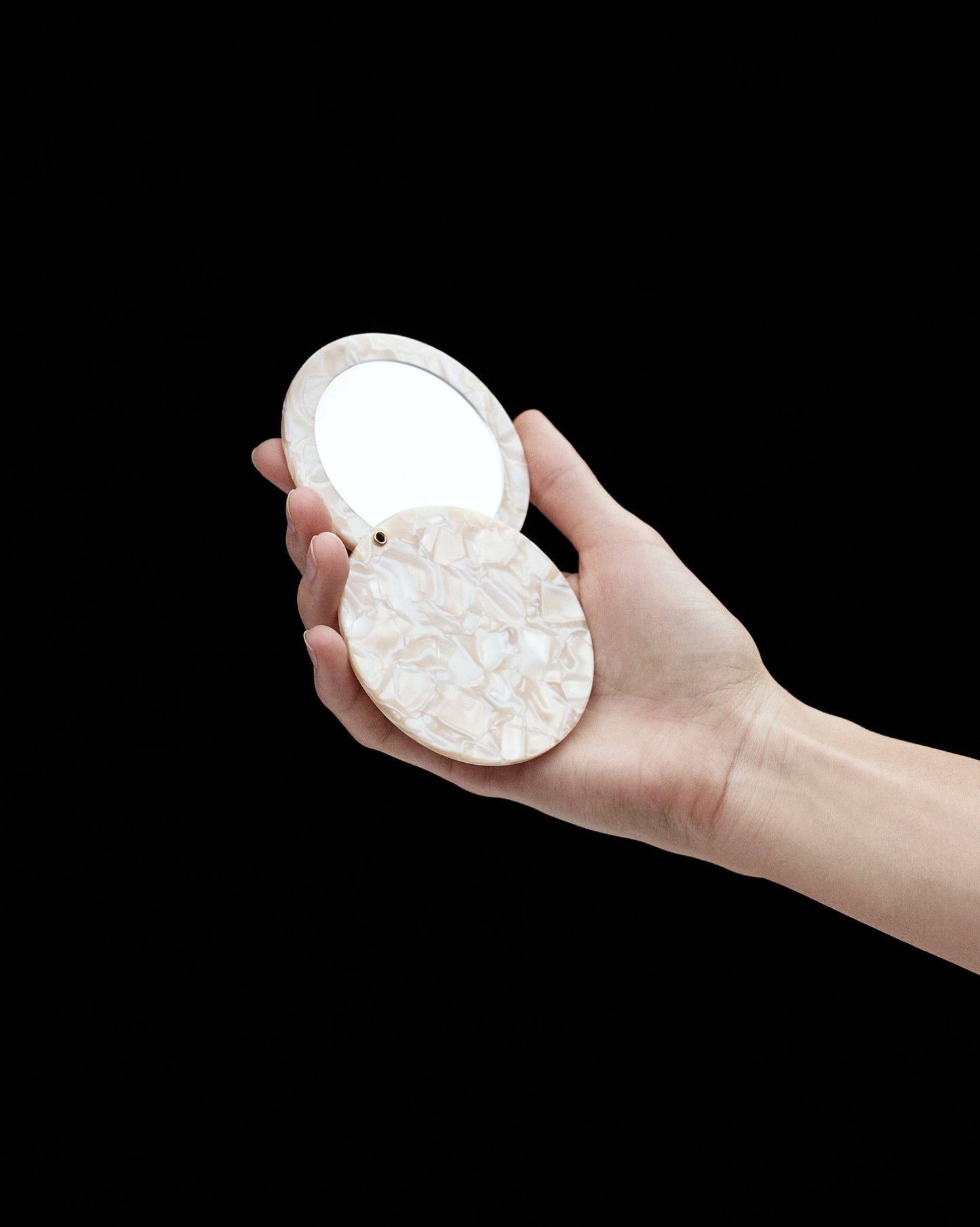 Circle Mirror in Citrine - MACHETE