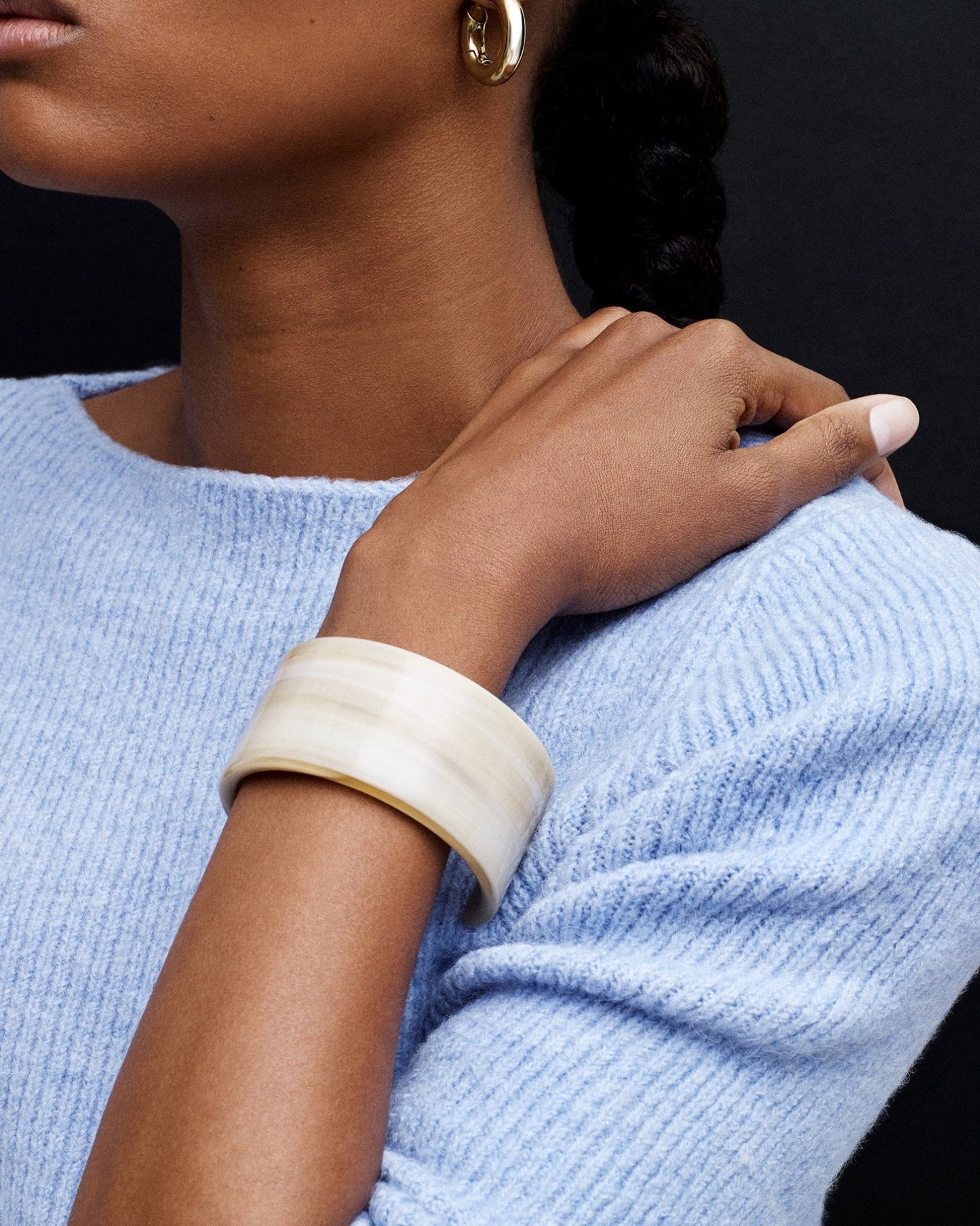 Jumbo Cuff in Horn - MACHETE