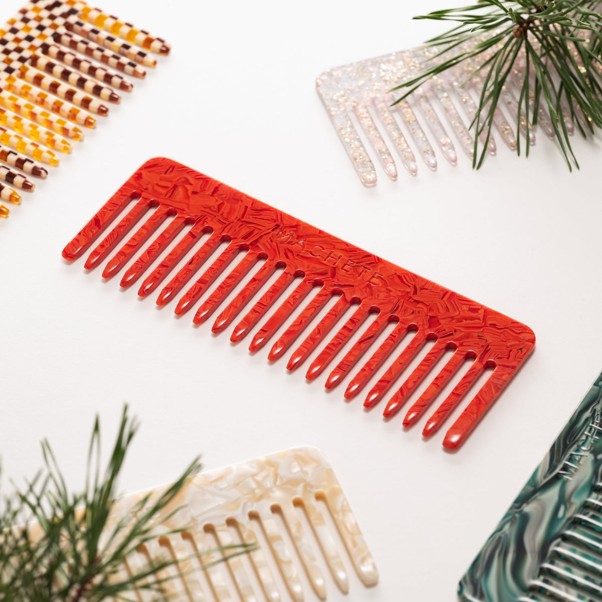 5 Sparkling Stocking Stuffers Under $100
