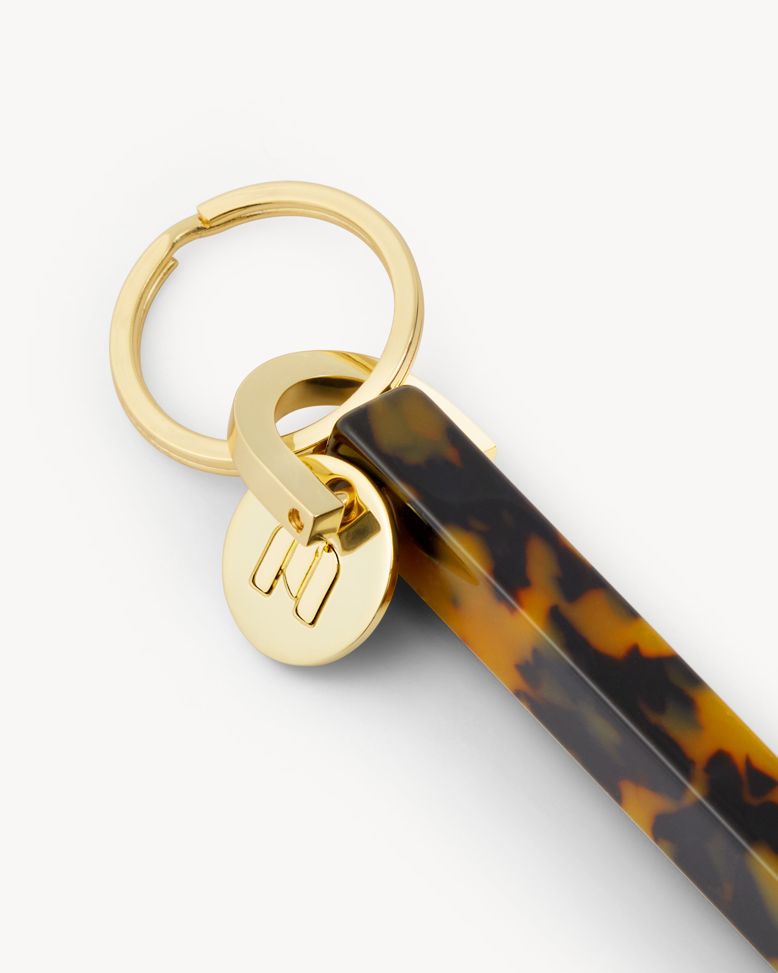 小物 TORTOISESHELL PATTERN KEYRING Machete keychain with classic tortoise acetate bar. – MACHETE