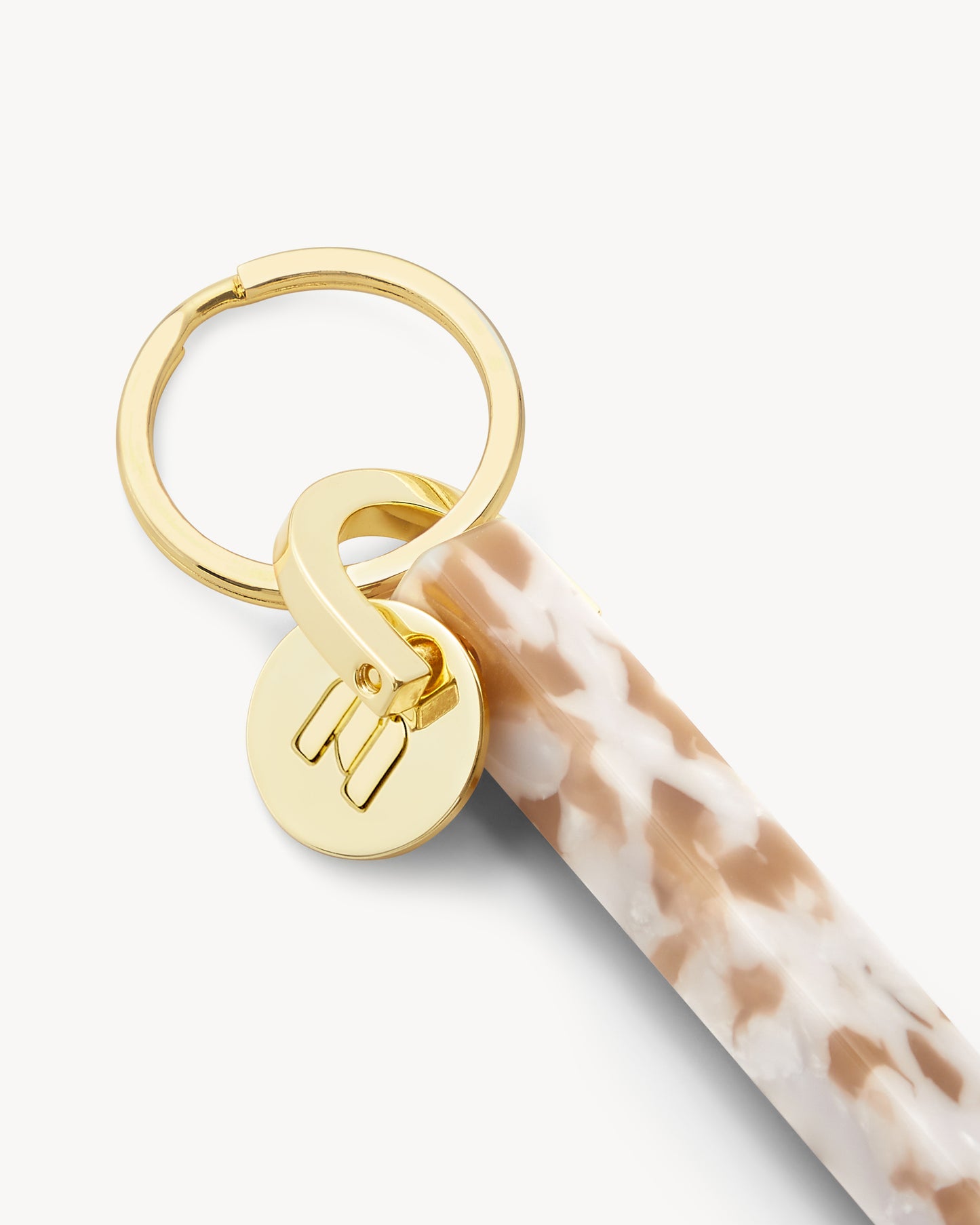 Bar Keychain in Taupe Shell - Gold