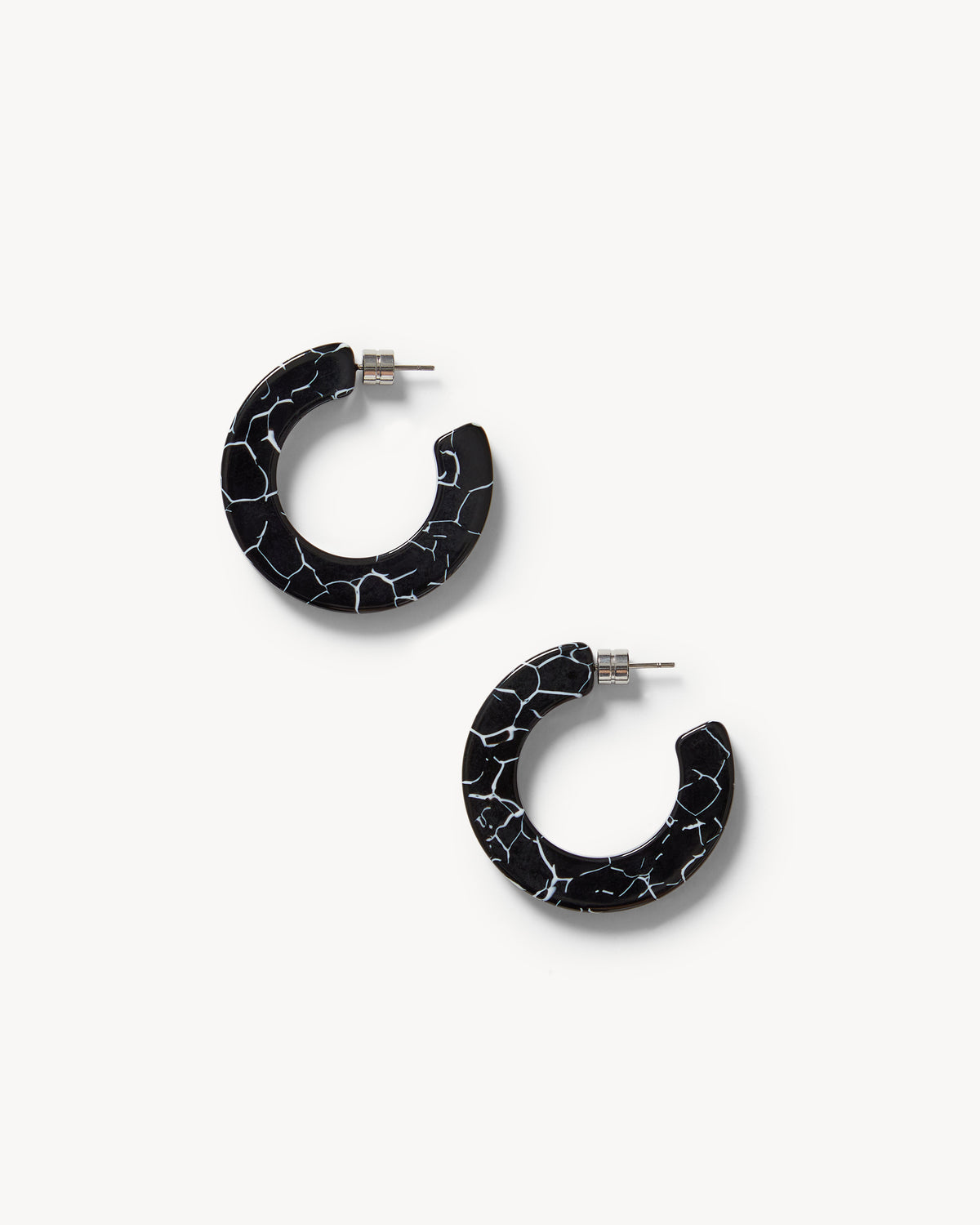 Kate Hoops in Black Marble