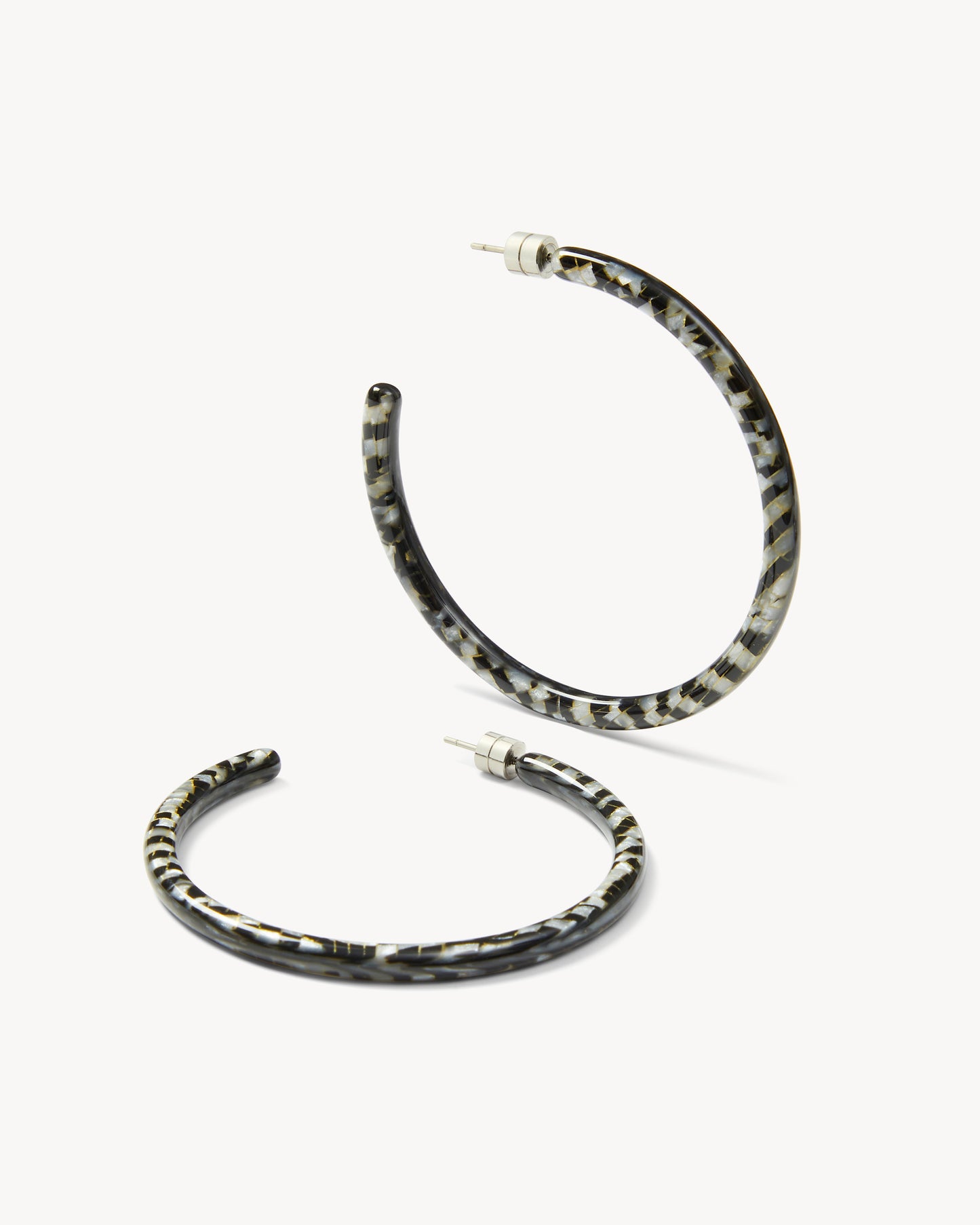 Large Hoops in Perle Noir