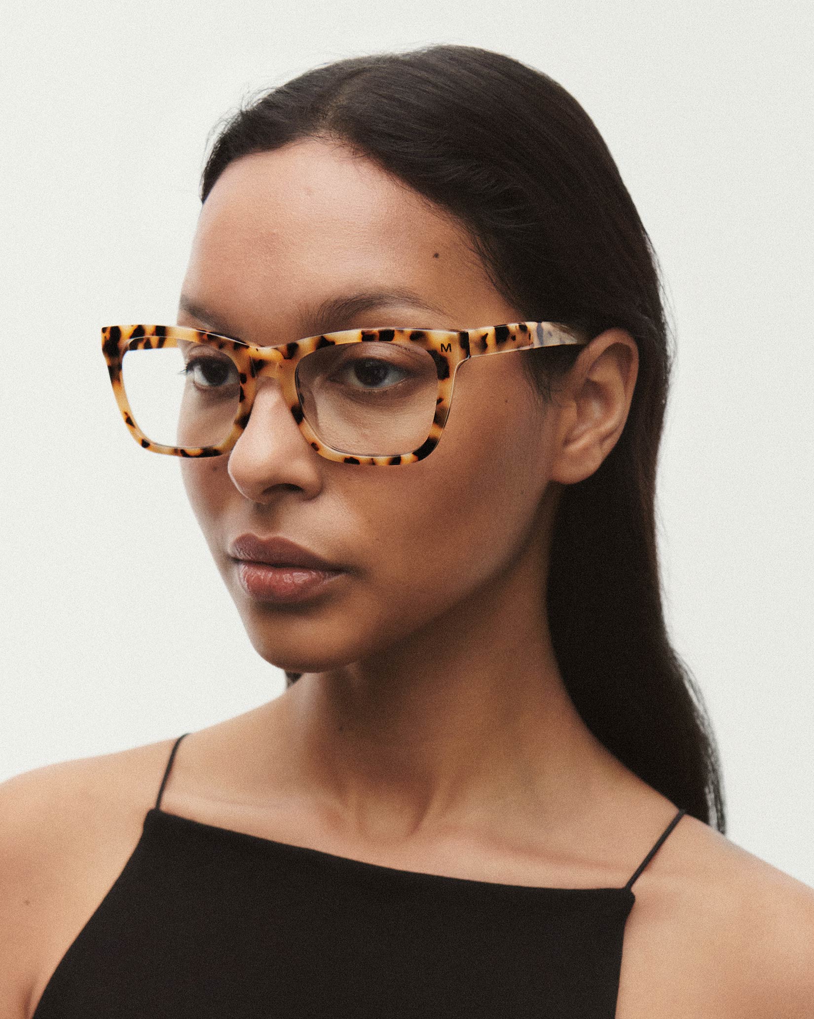 Classic Glasses in Blonde Tortoise – MACHETE - Main Image