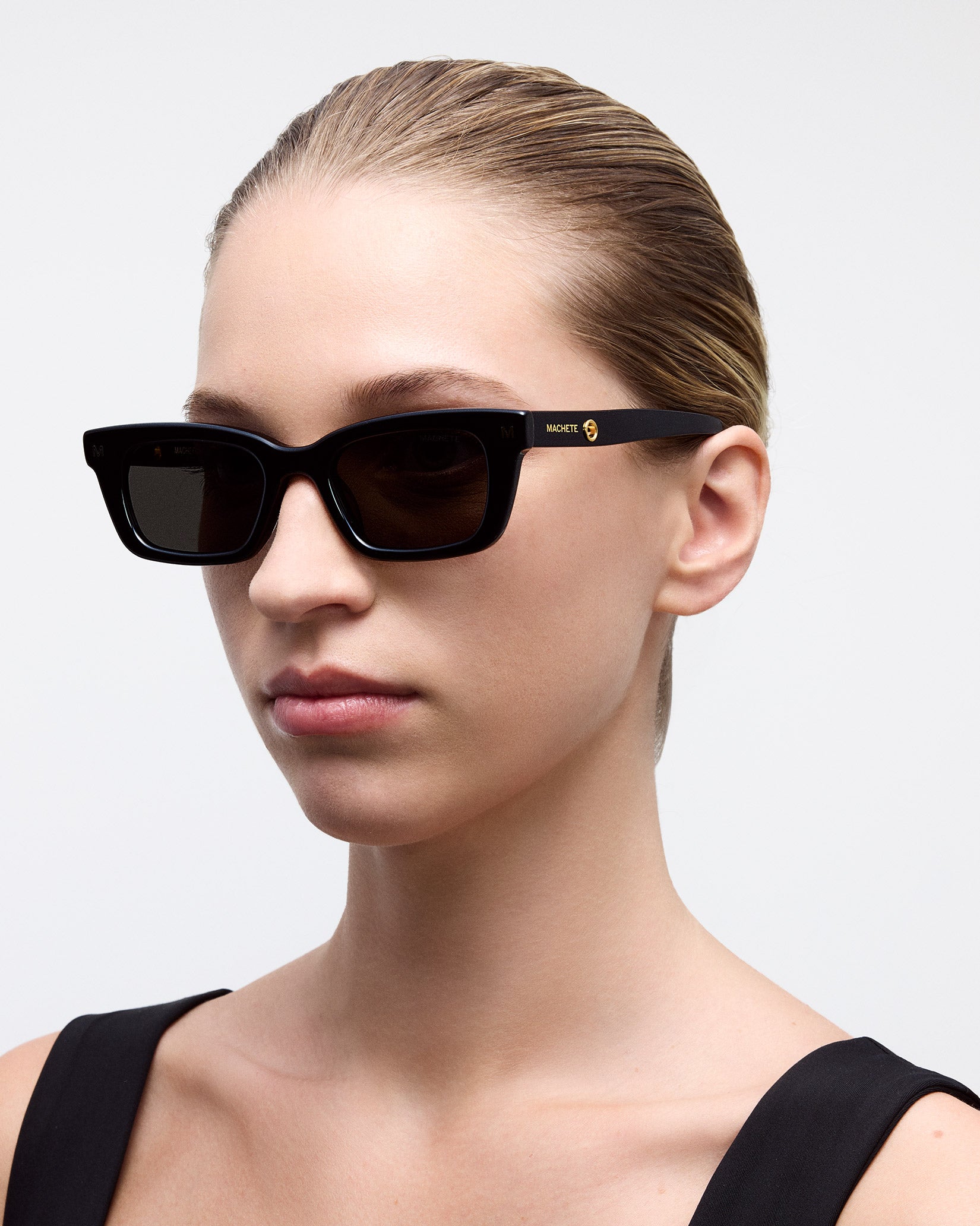 Ruby '90s Sunglasses in Black - Machete – MACHETE