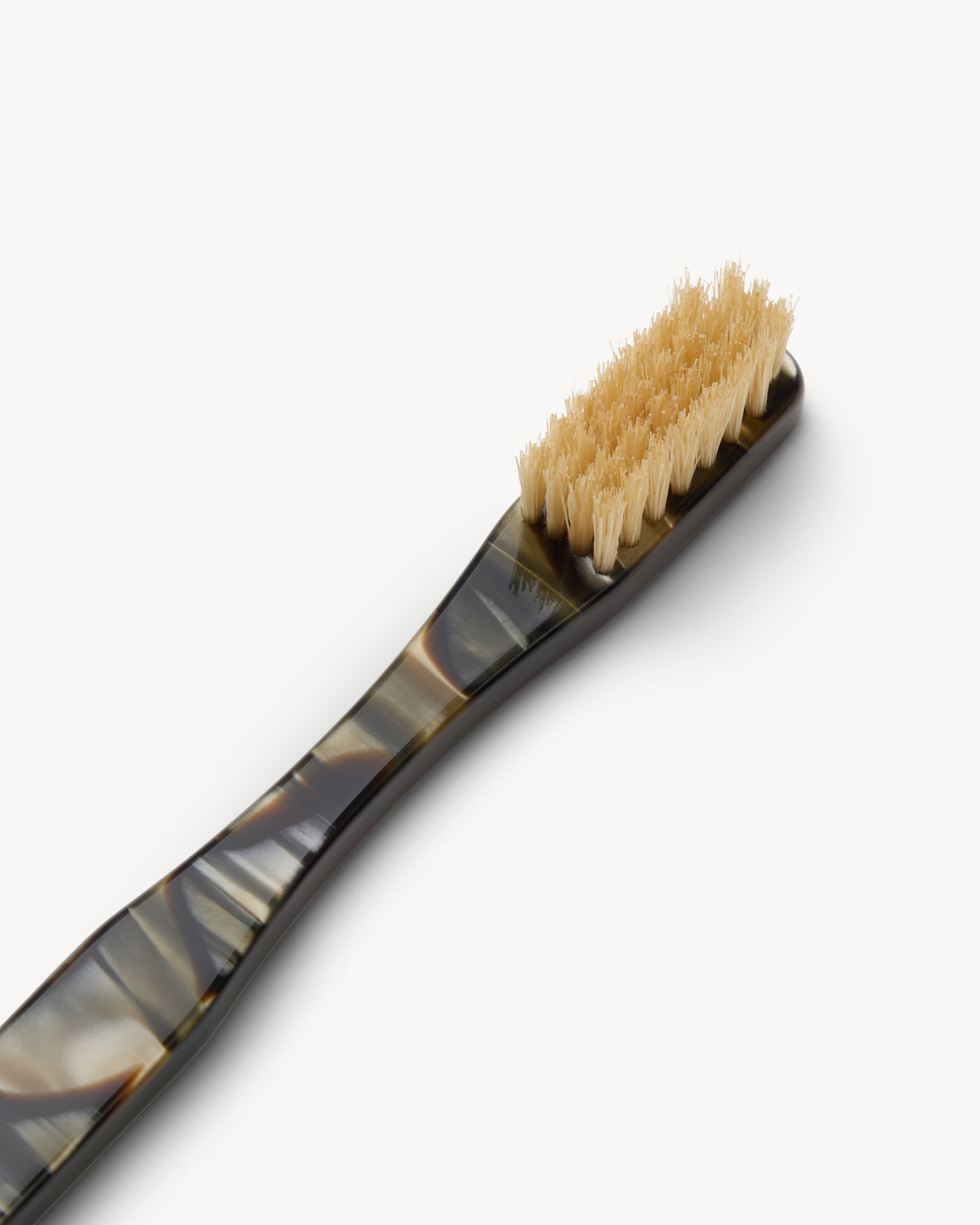Toothbrush in Midnight Horn