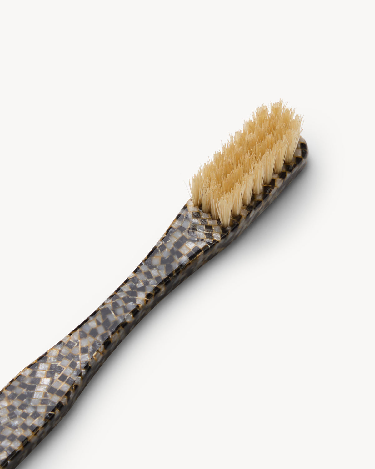 Toothbrush in Perle Noir