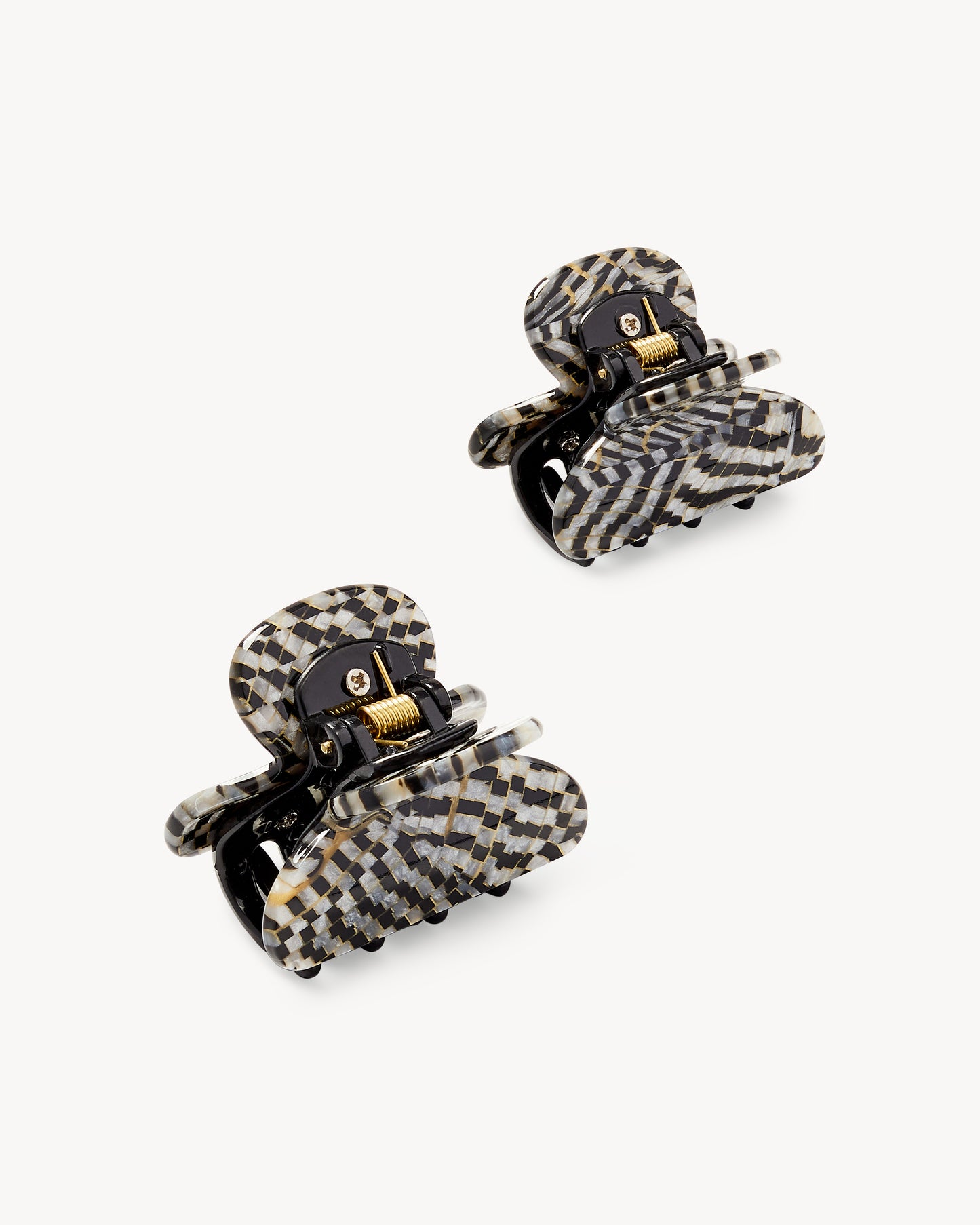 Twin Heirloom Claws in Perle Noir