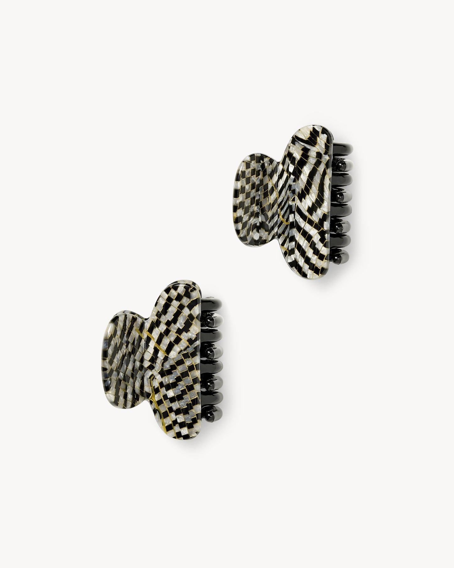 Twin Heirloom Claws in Perle Noir