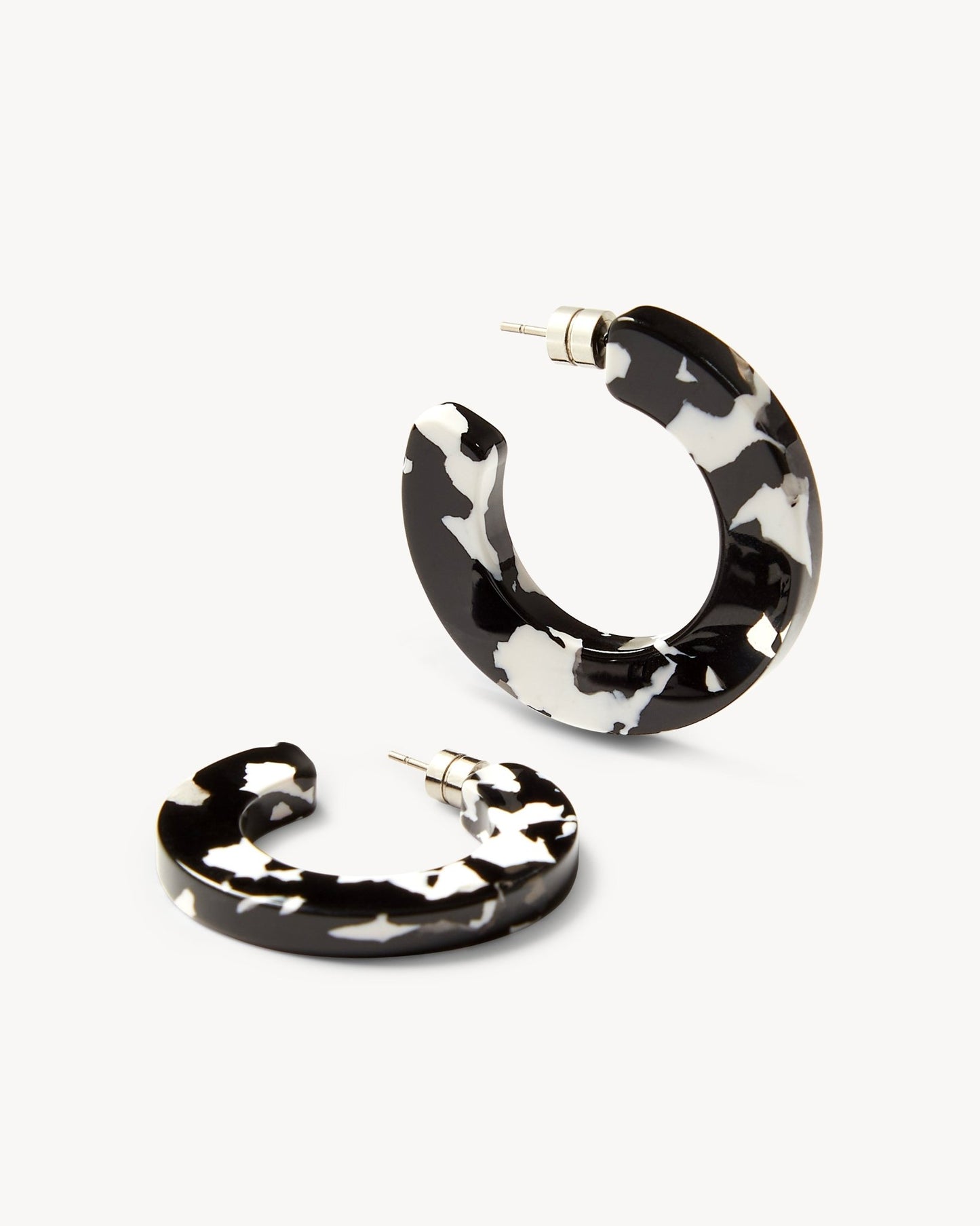 Kate Hoops in Noir - MACHETE