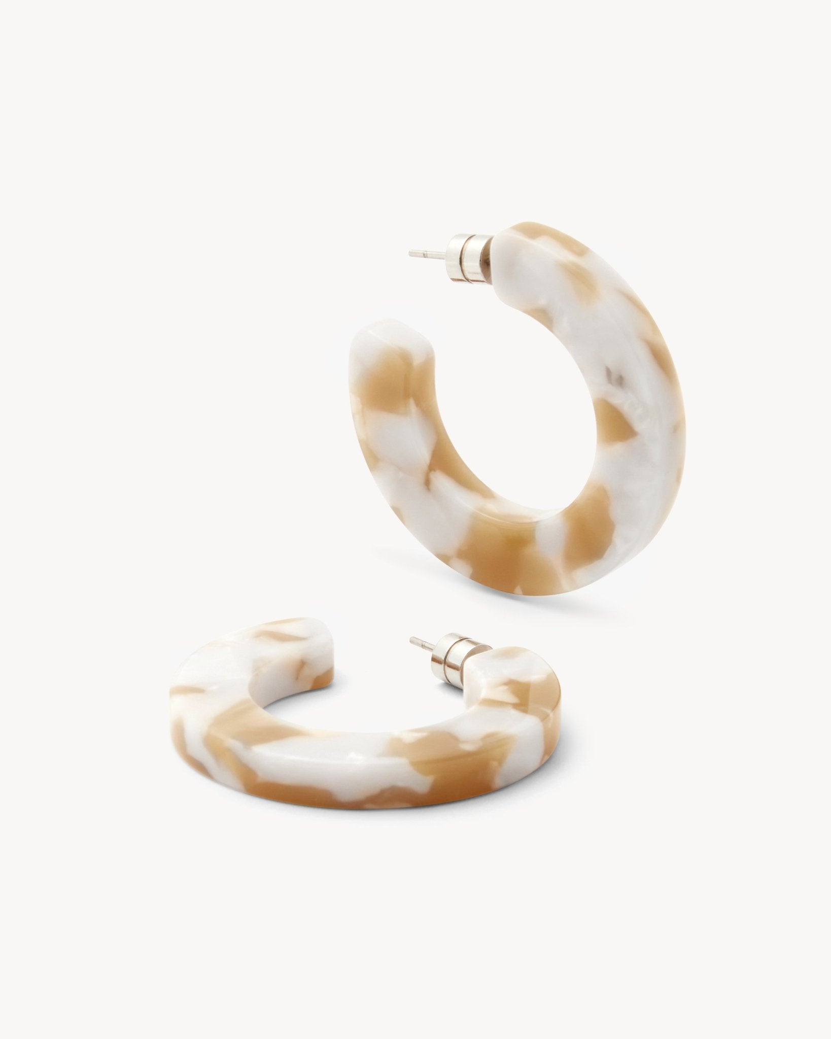 Kate Hoops in Taupe Shell - MACHETE