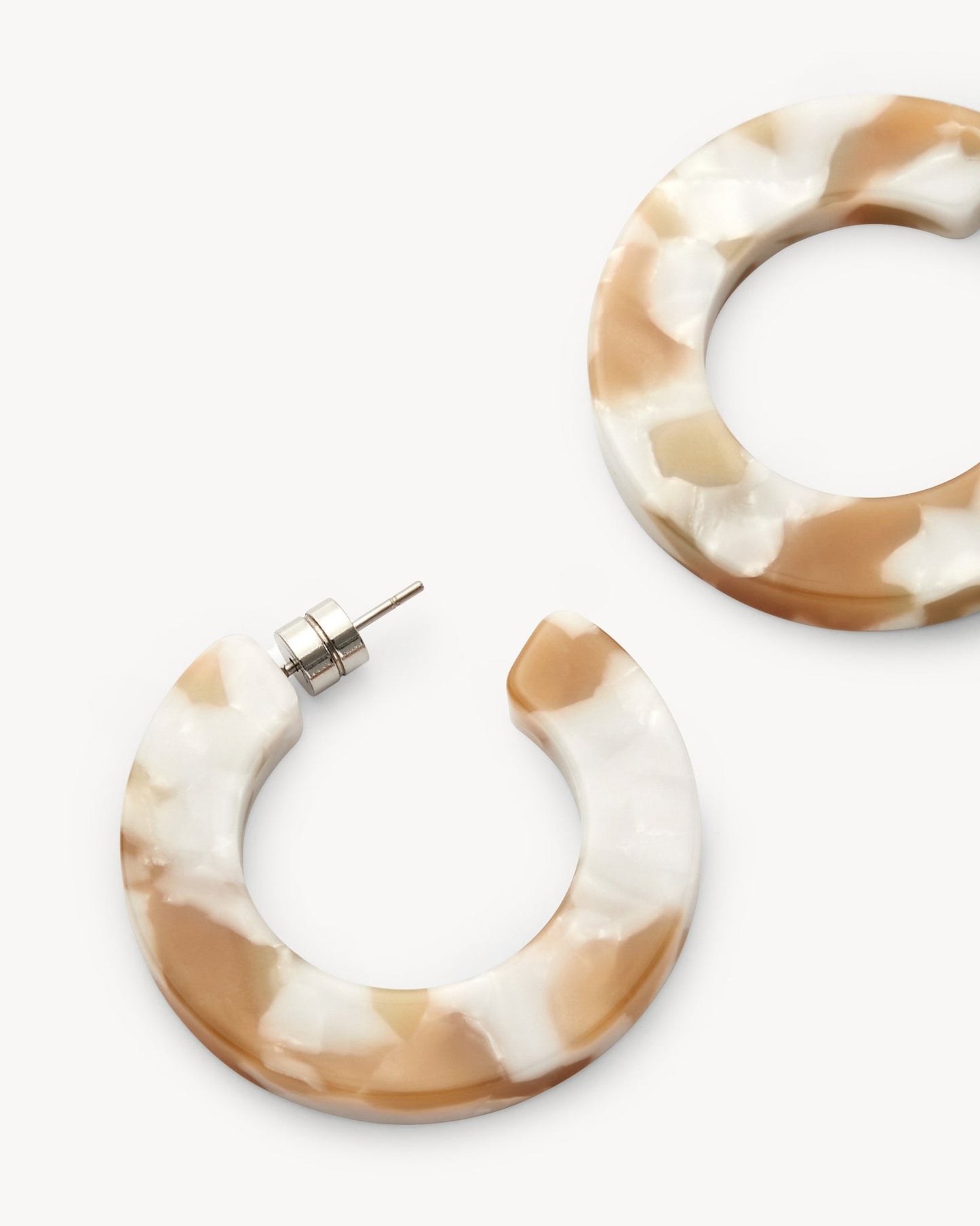 Kate Hoops in Taupe Shell - MACHETE