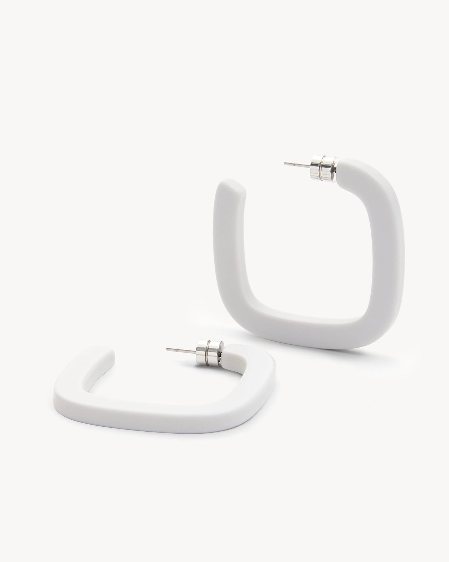 Midi Square Hoops in Light Grey Matte - MACHETE