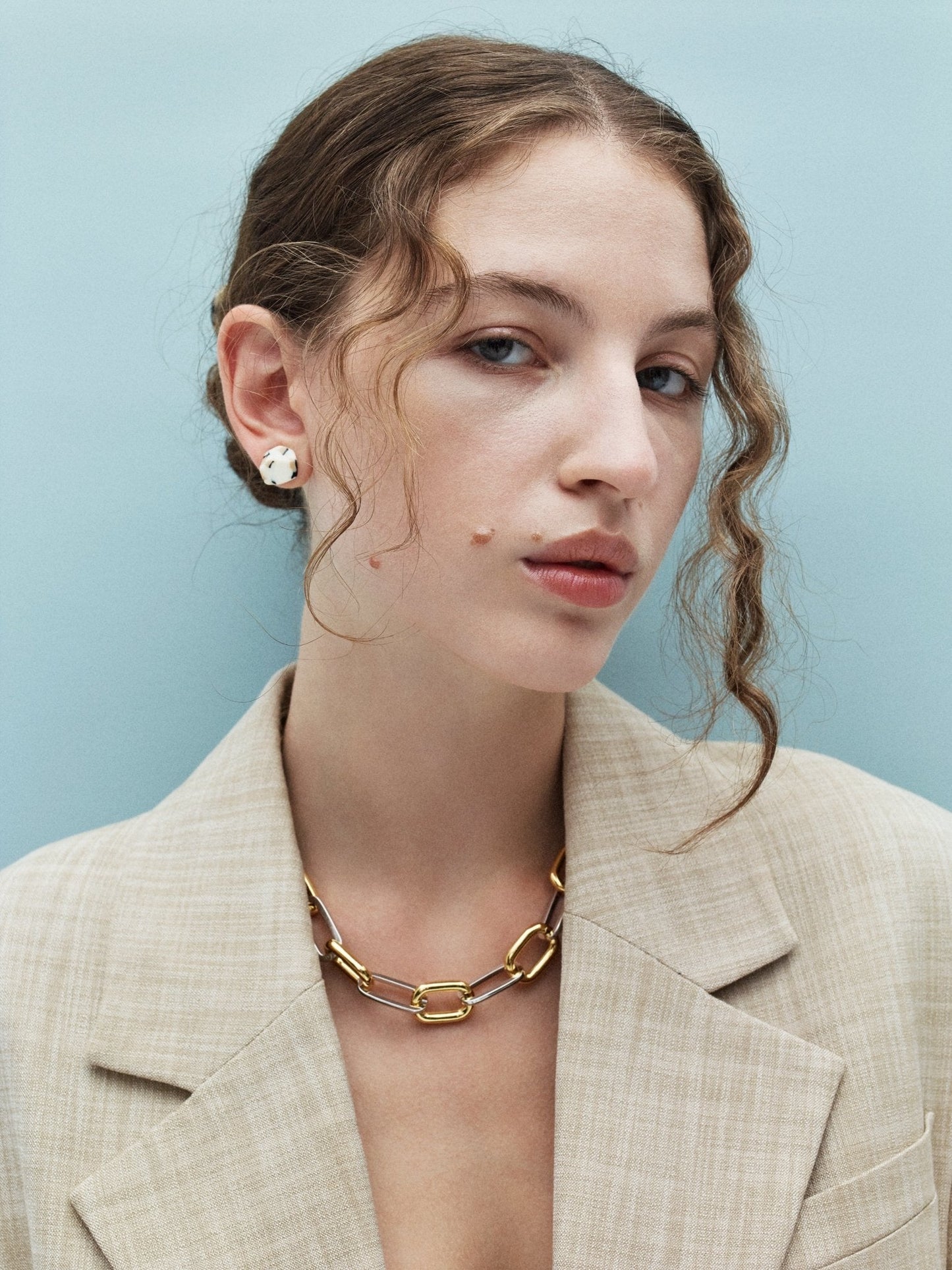 Mini Sculpture Studs in Black Marble