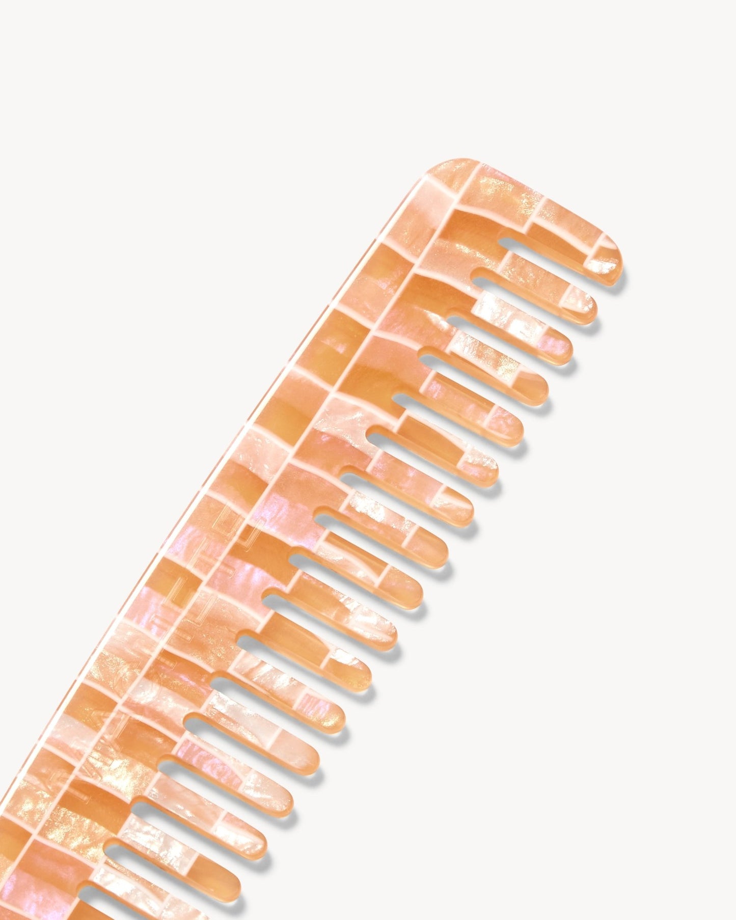 No. 3 Comb in Apricot Shell Checker - MACHETE
