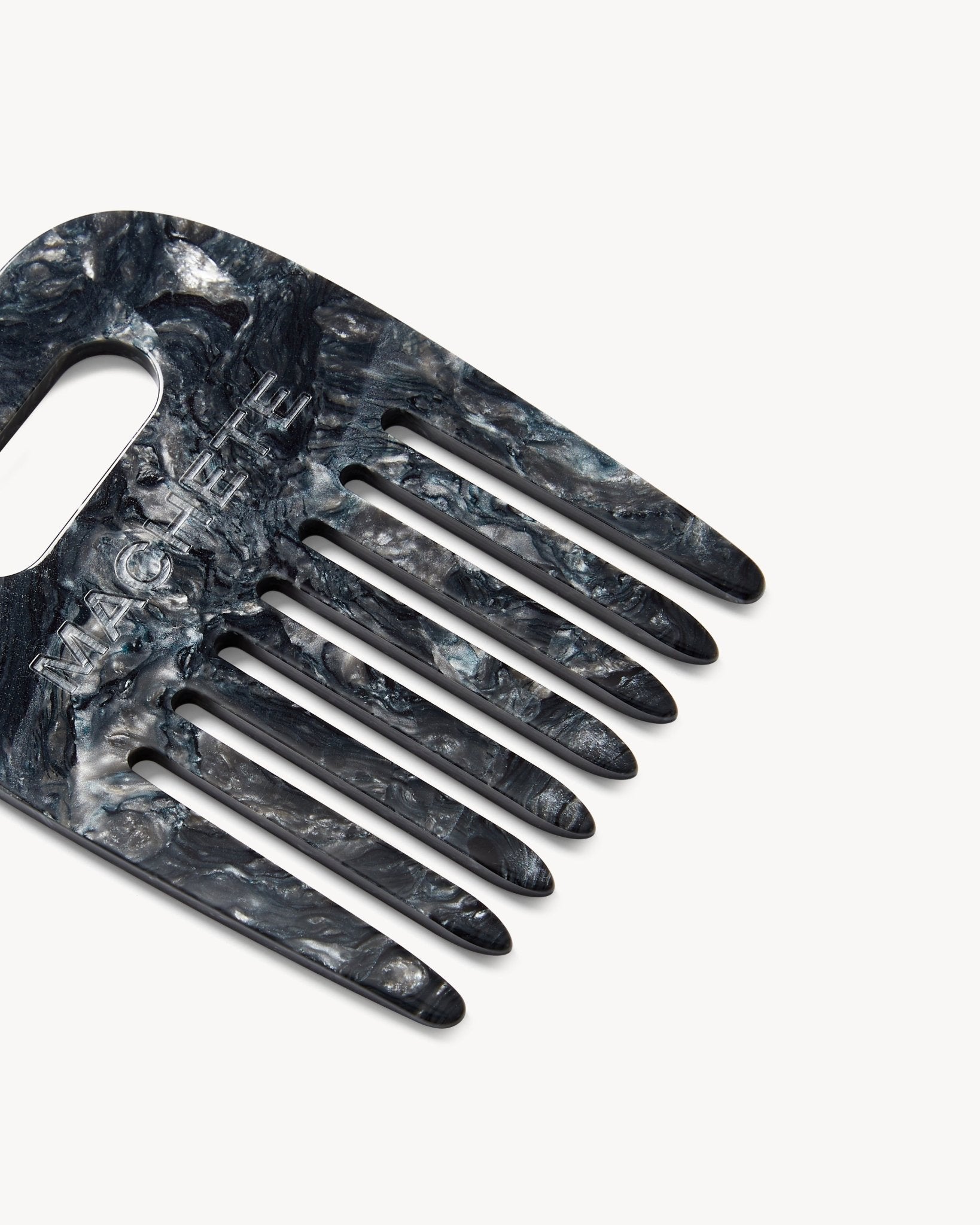 No. 4 Comb in Obsidian - MACHETE