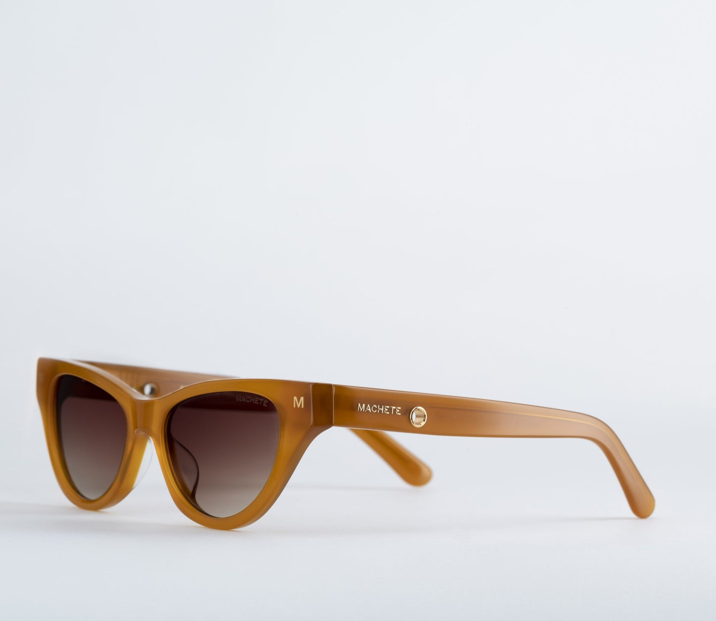 Suzy Sunglasses in Cognac