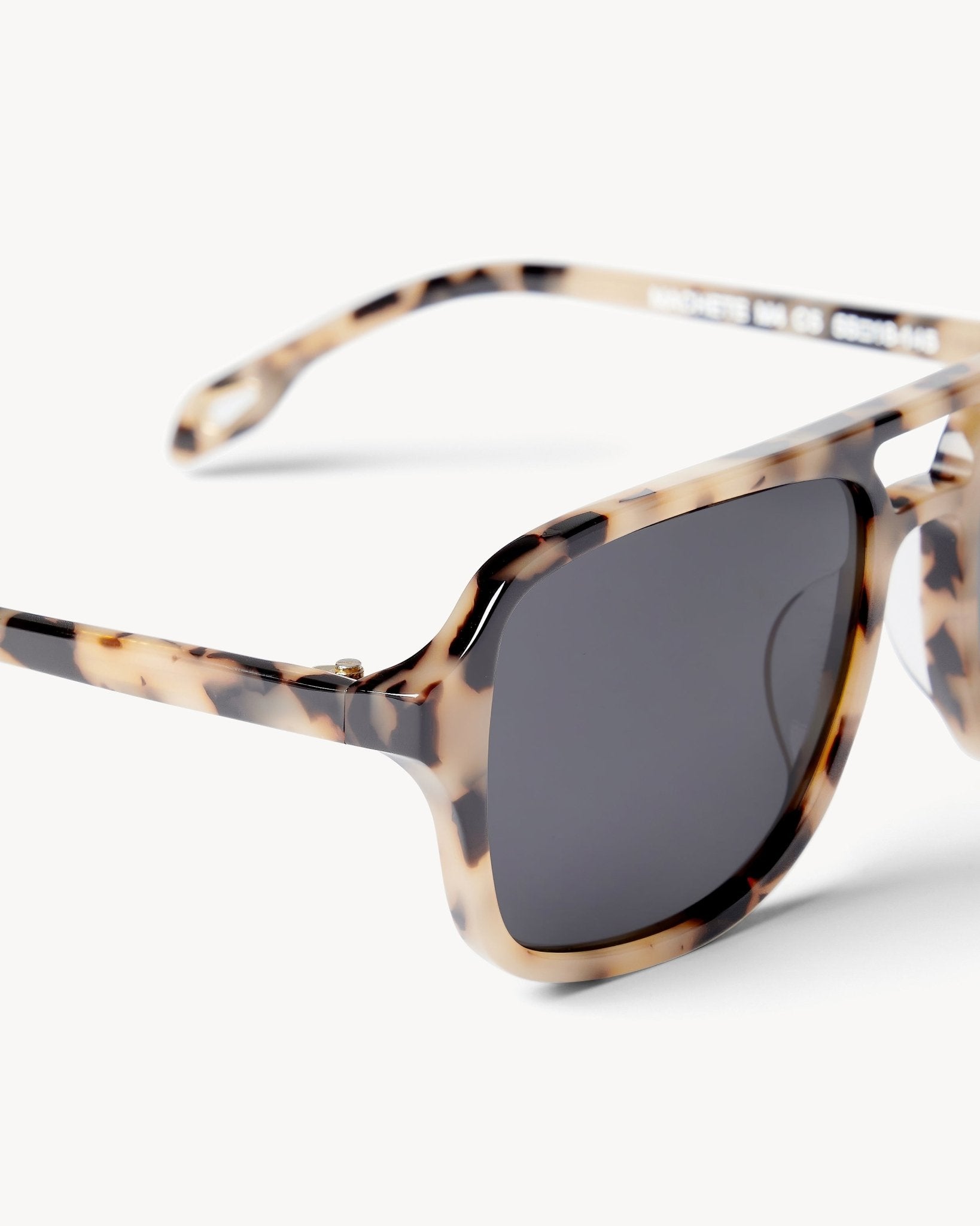 Jane Sunglasses in Blonde Tortoise - MACHETE