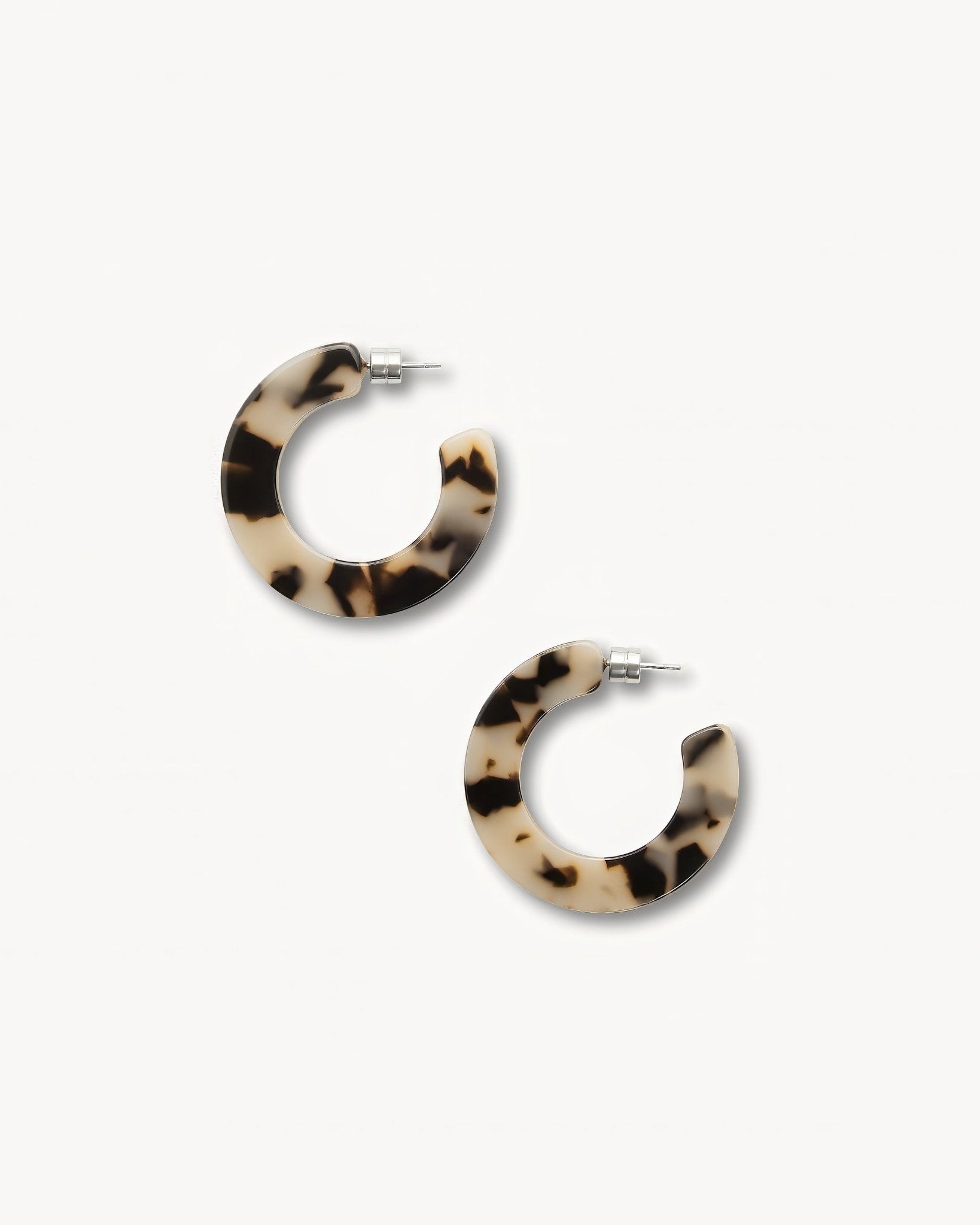 MACHETE Machete Kate Hoops in Ash Blonde Tortoise Quality Report
