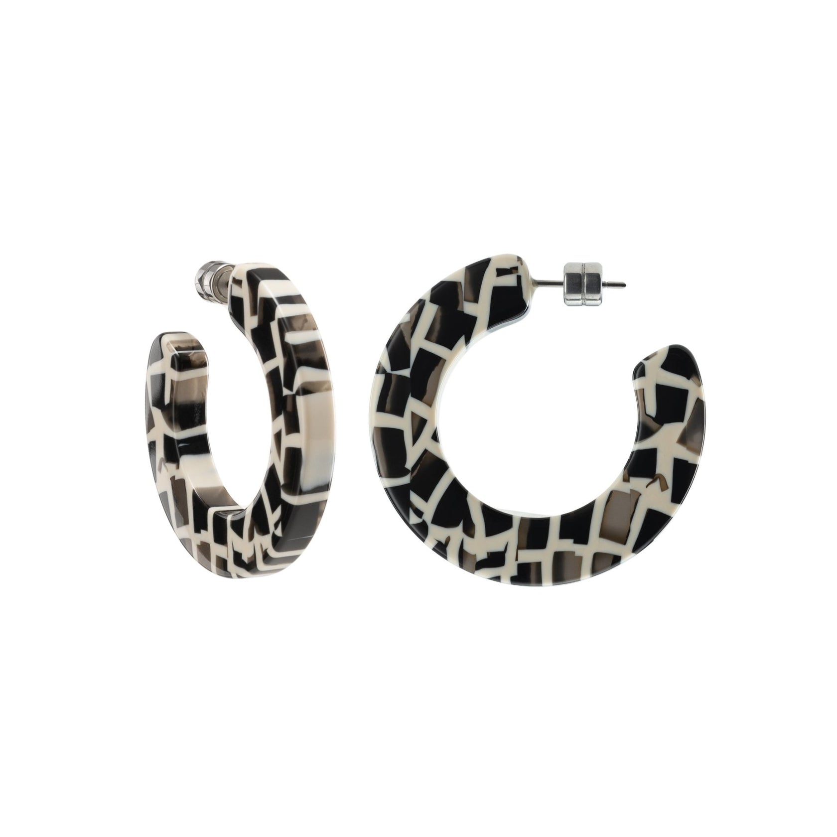 Machete Kate Hoops in Tokyo Checker MACHETE