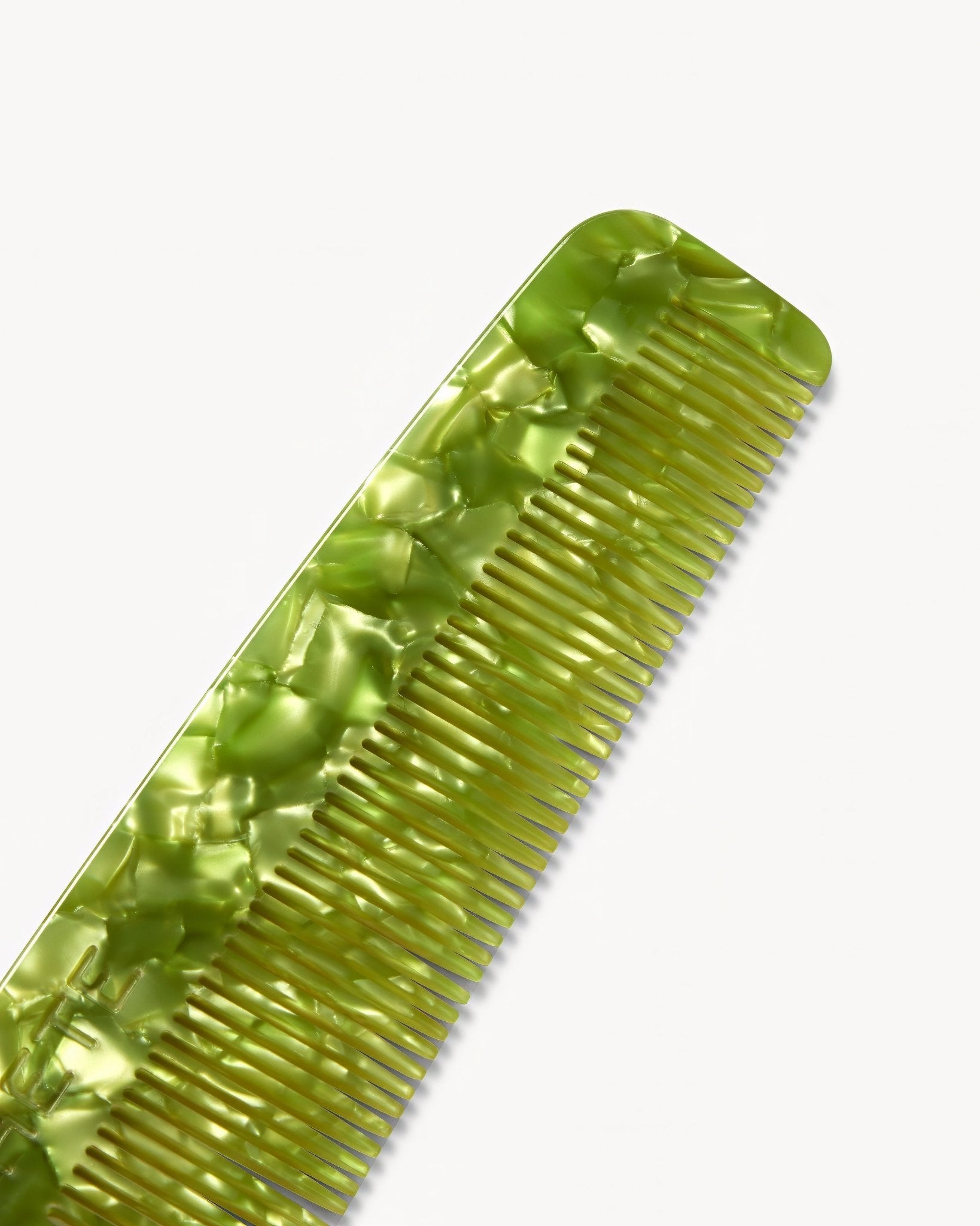 No. 1 Comb in Pistachio