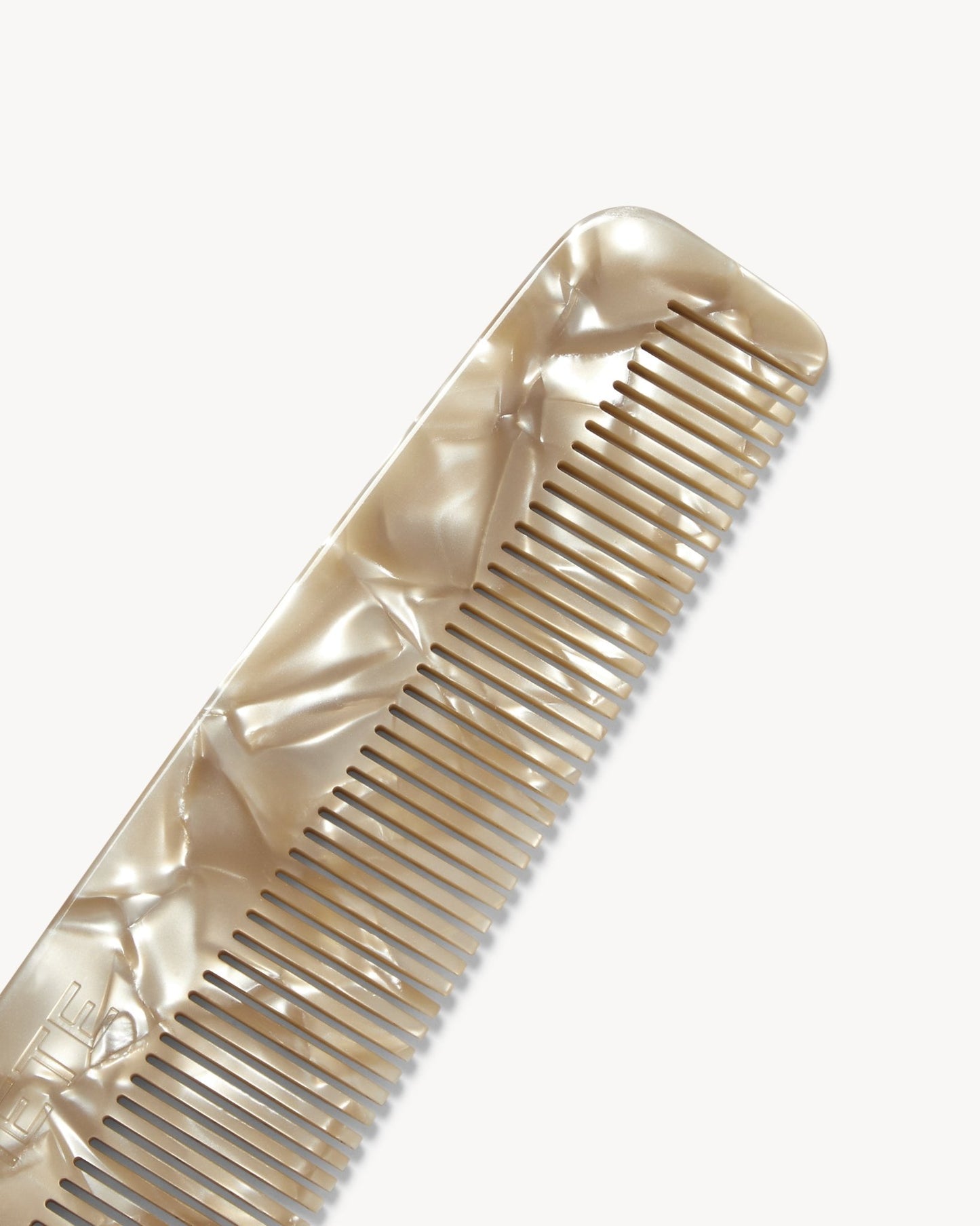 No. 1 Comb in Sand Shell - MACHETE