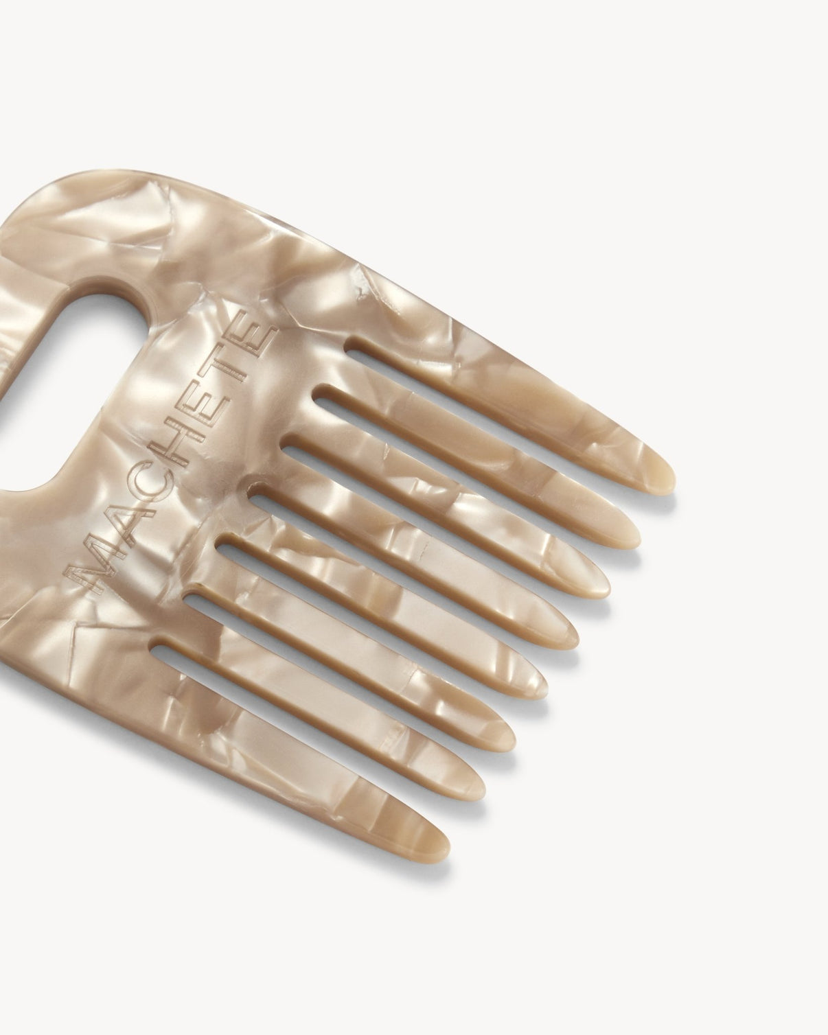 No. 4 Comb in Sand Shell – MACHETE