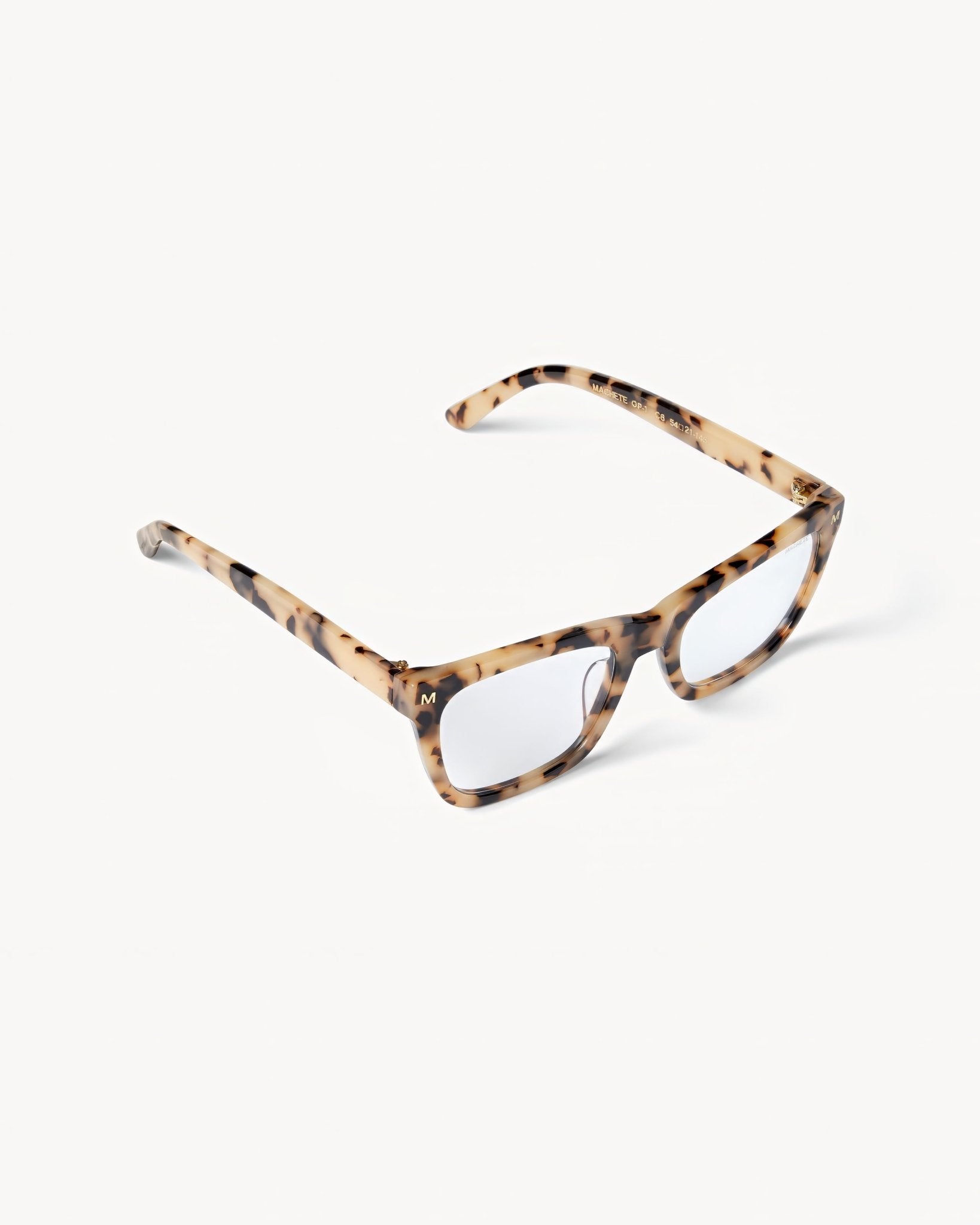 Blonde fashion tortoise shell glasses