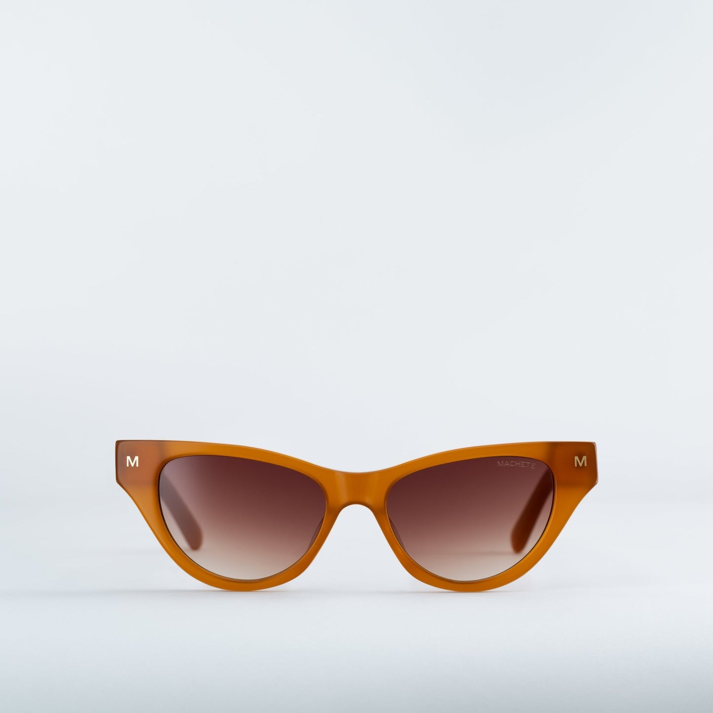 MACHETE Suzy Sunglasses in Cognac