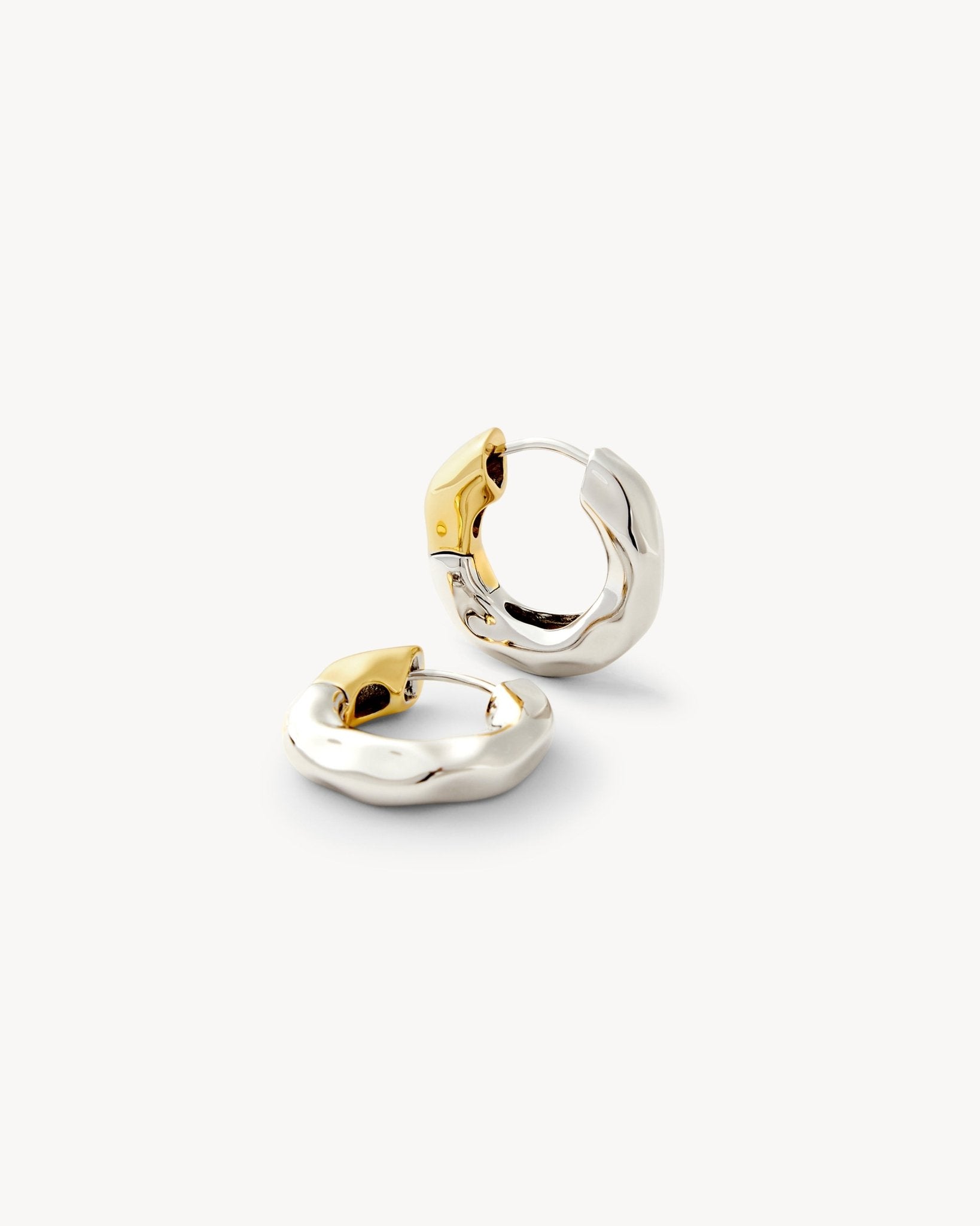 Wavy Chunky Hoops in 3/4 Silver – MACHETE